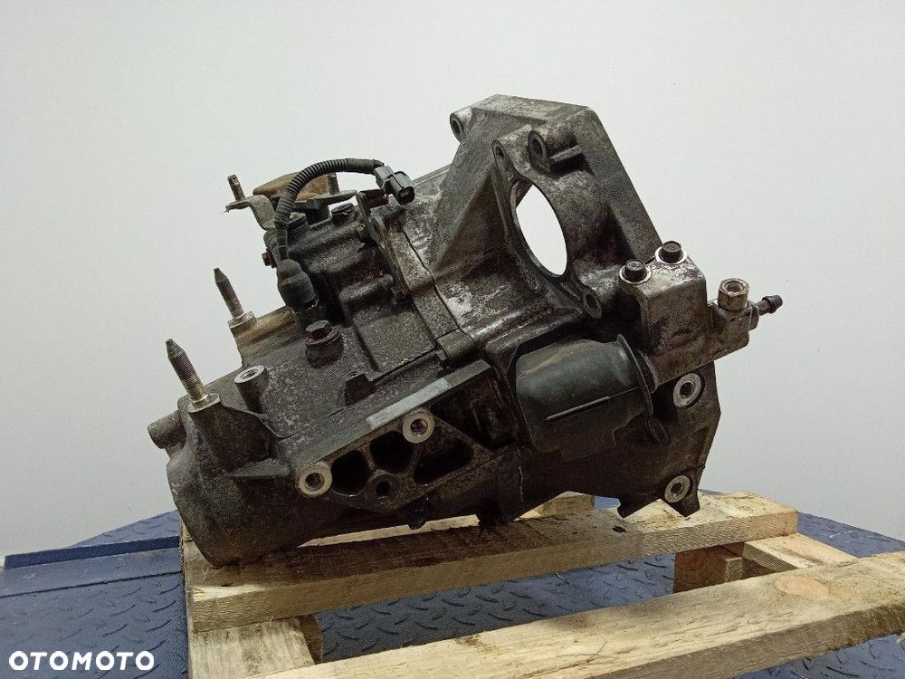 HONDA FR-V 04-09 1.7 I-VTEC 125KM D17A2 SKRZYNIA BIEGÓW MANUALNA  5B - 5