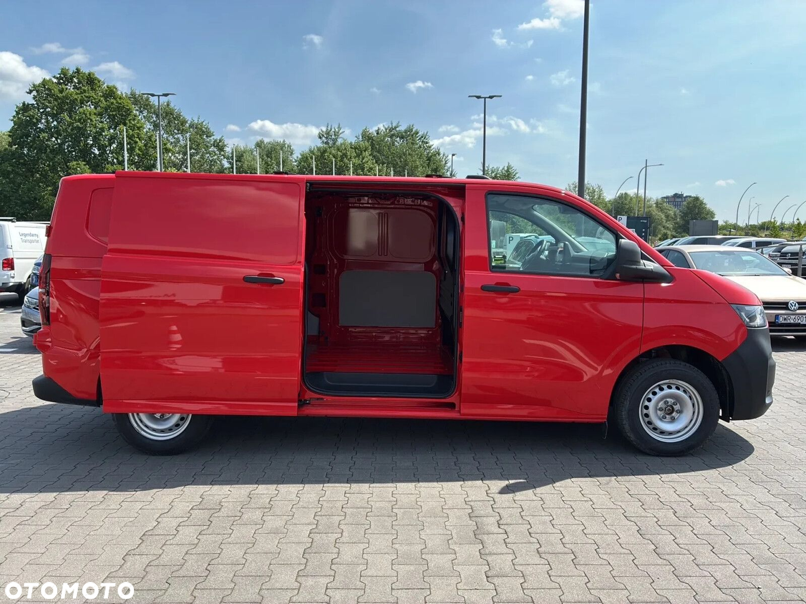 Volkswagen Transporter T7 Furgon (L2) AUTOMAT, 2.0 TDI 150KM, r.o. 3500 mm - 9
