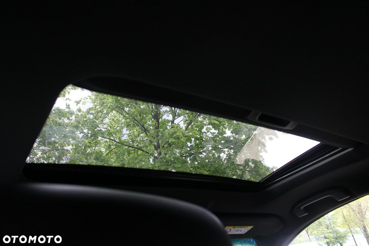 Infiniti QX70 - 30