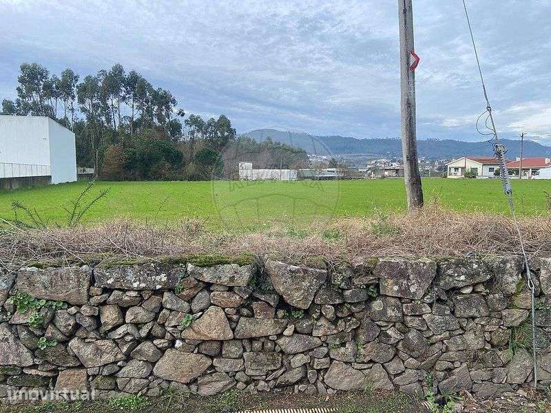 Terreno à venda em Barcelos - Grande imagem: 4/4