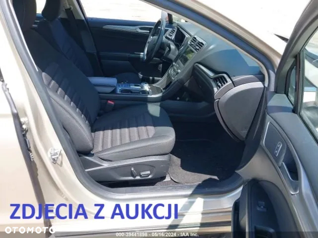 Ford Mondeo - 26