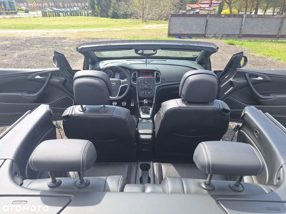 Opel Cascada 1.6 T Cosmo S&S - 19