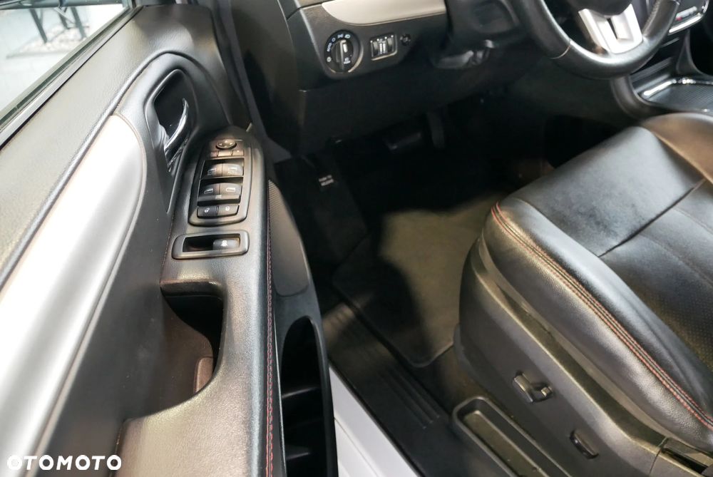 Dodge Grand Caravan - 20