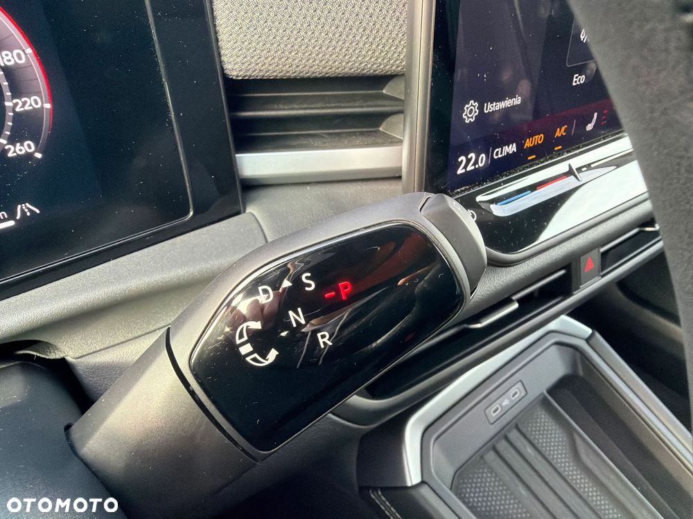Volkswagen T-Roc - 28
