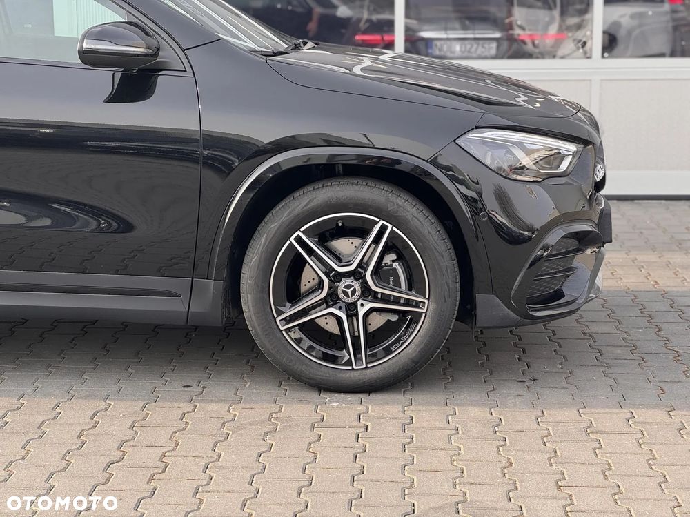 Mercedes-Benz GLA 200 AMG Line - 8