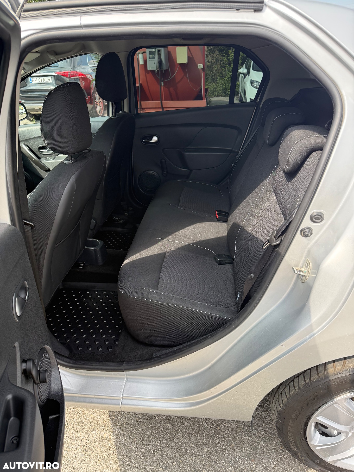 Dacia Logan - 12