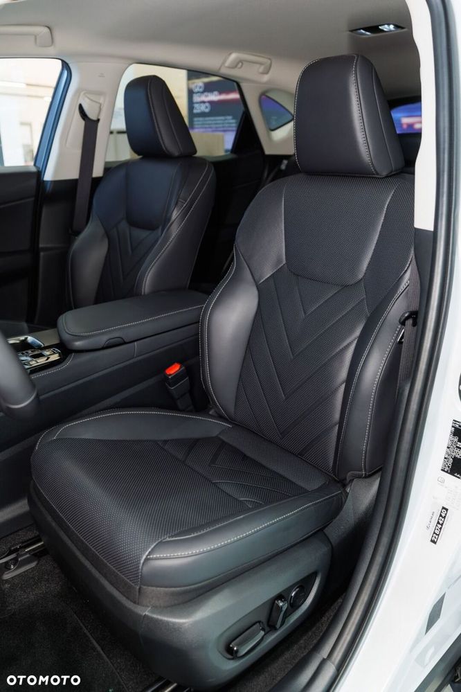 Lexus NX - 9