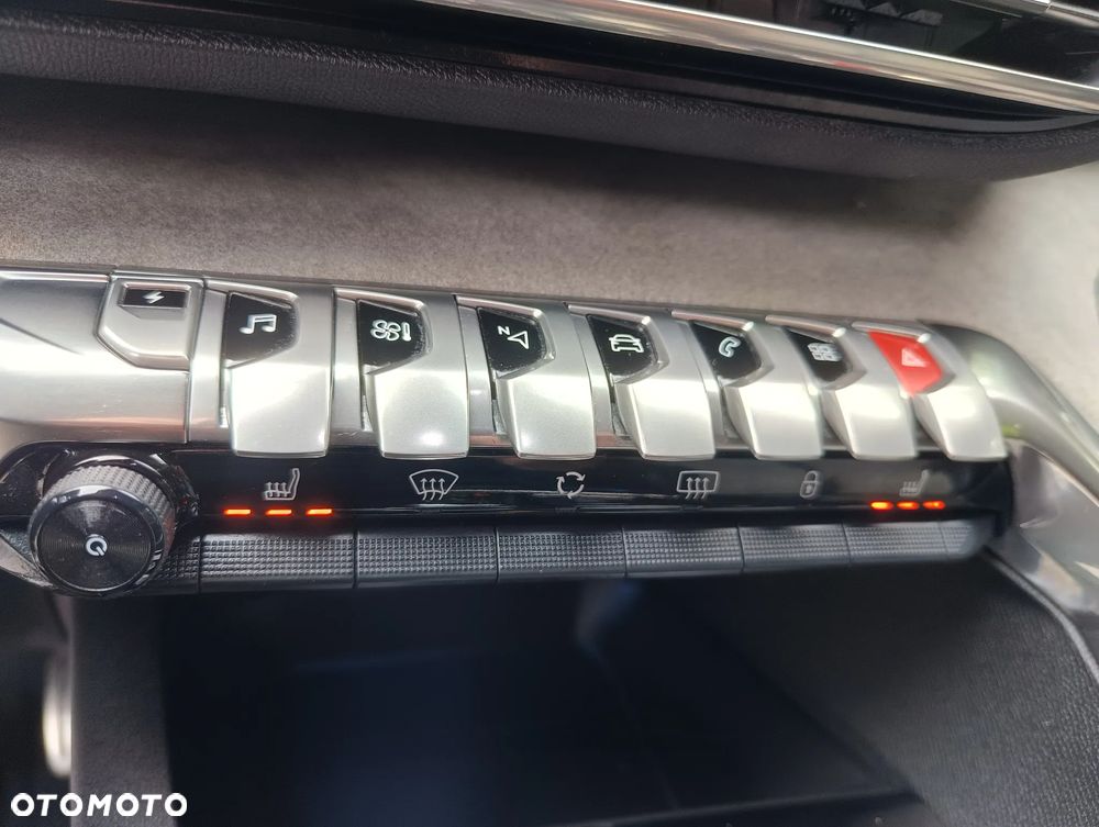 Peugeot 3008 225 e-EAT8 GT Pack - 7