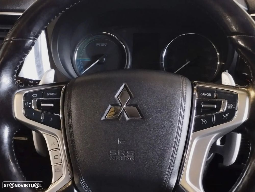 Mitsubishi Outlander - 20