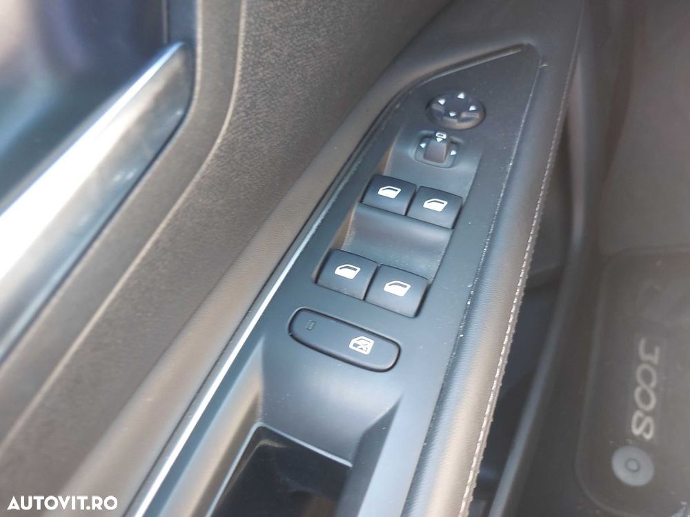Peugeot 3008 PureTech 130 Stop & Start GPF Active Business-Paket - 7