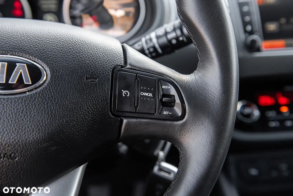 Kia Sportage 1.7 CRDI 2WD Attract - 18