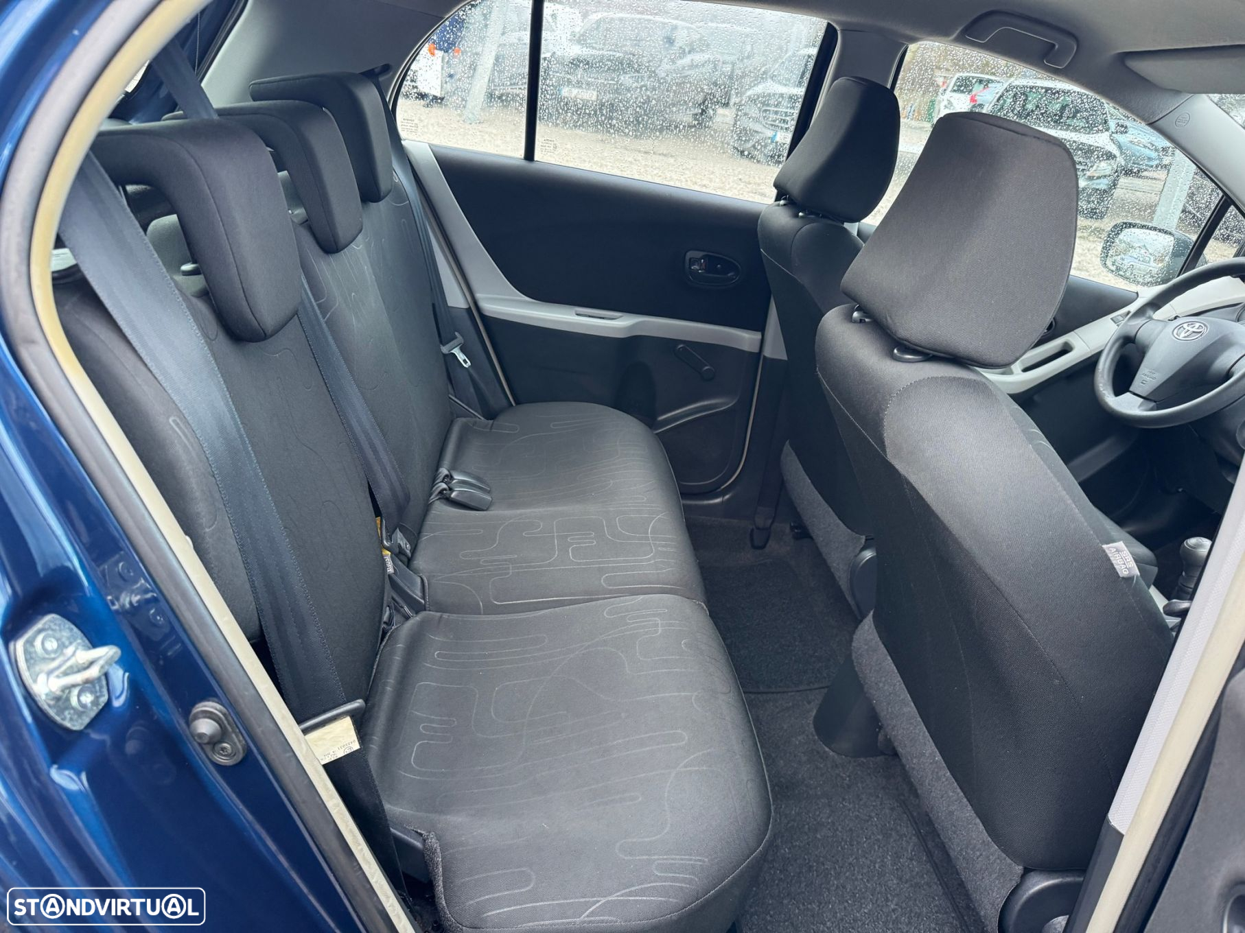Toyota Yaris 1.0 VVT-i AC - 13