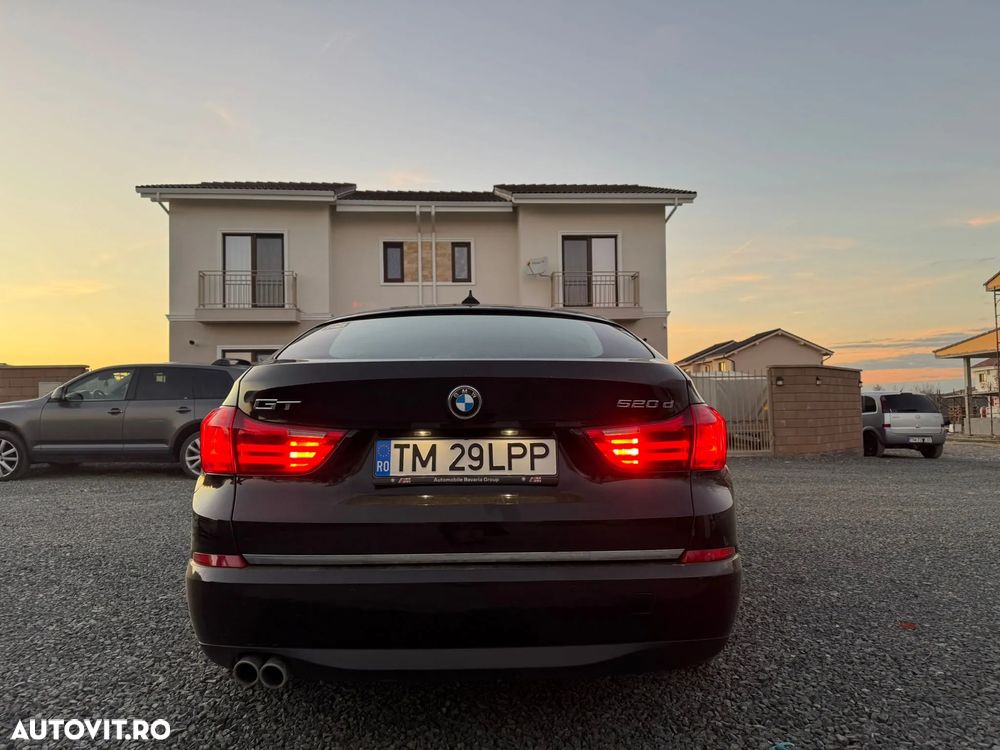 BMW Seria 5 520d - 19