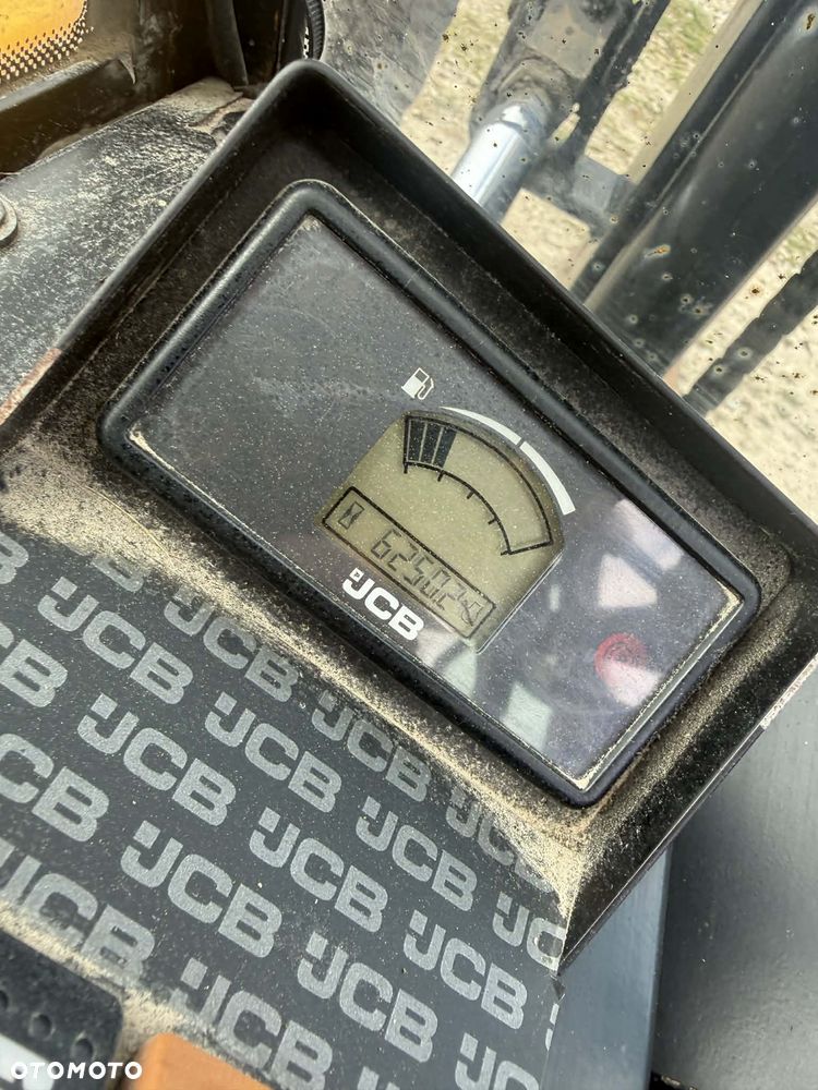 JCB 940 - 11