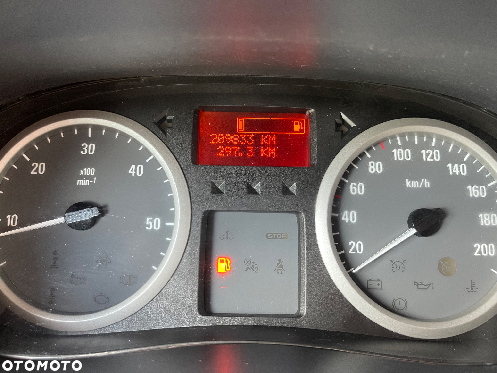 Renault Trafic - 19
