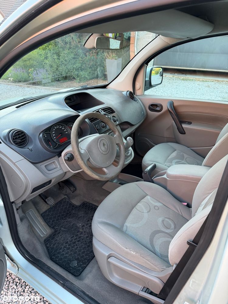 Renault Kangoo 1.5 dCi Privilege Plus - 9