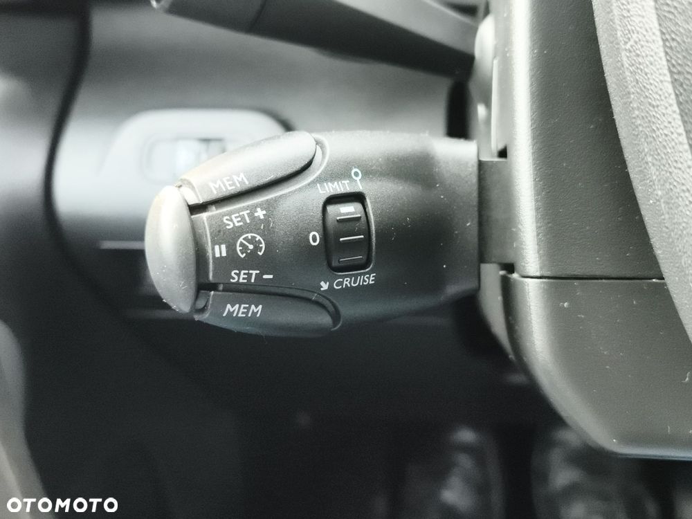 Toyota Proace City Verso 1.5 D-4D Business - 23