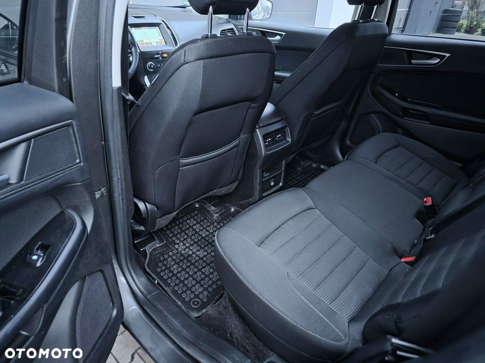 Ford Edge - 12