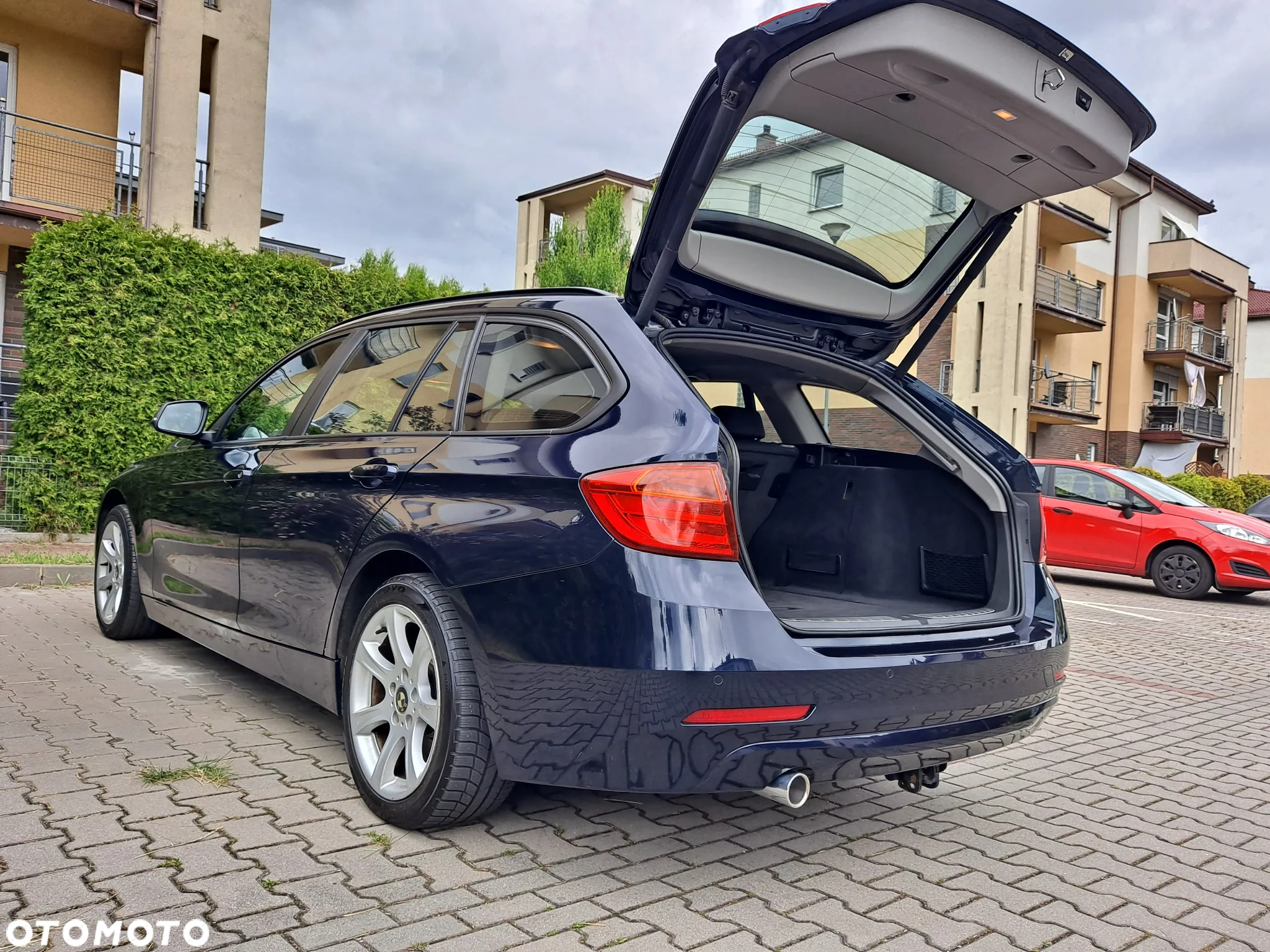 BMW Seria 3 320d Touring Sport Line - 17