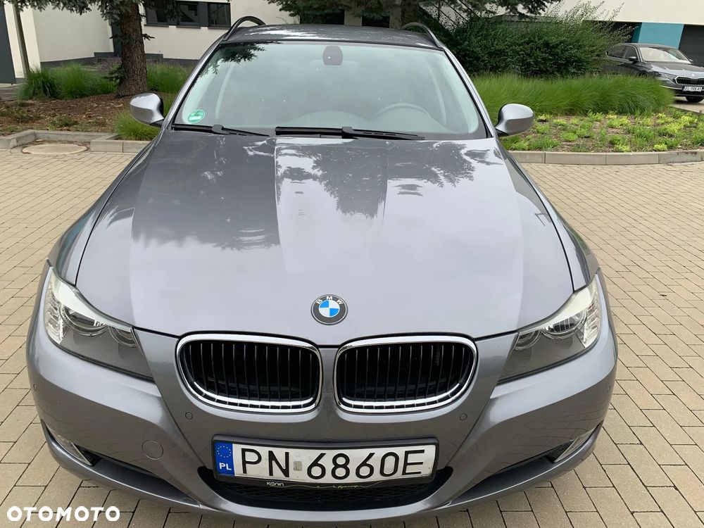 BMW Seria 3 318i - 31