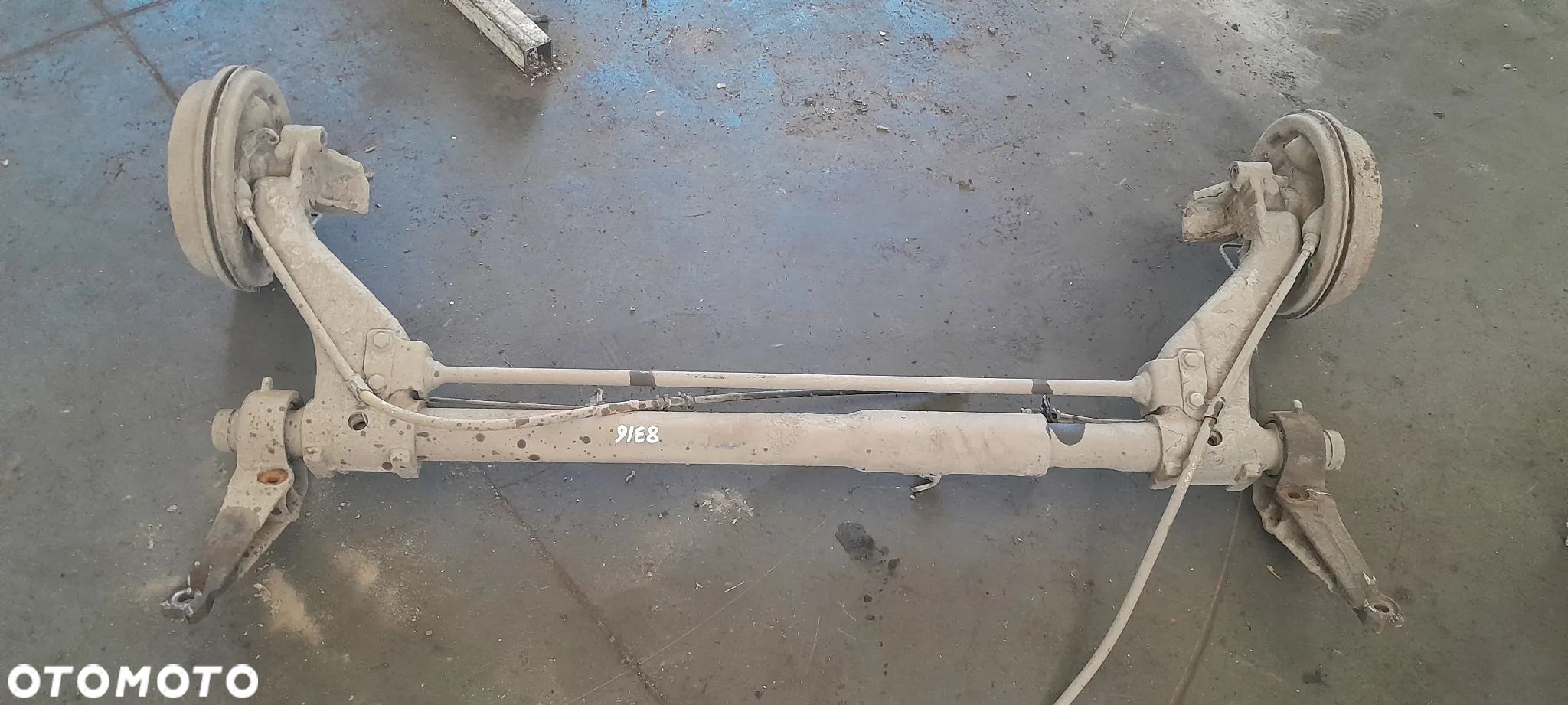 RENAULT KANGOO I LIFT 1.5 DCI BELKA TYLNA TYŁ OS KOMPLETNA BĘBNY nr. 83/6 - 1