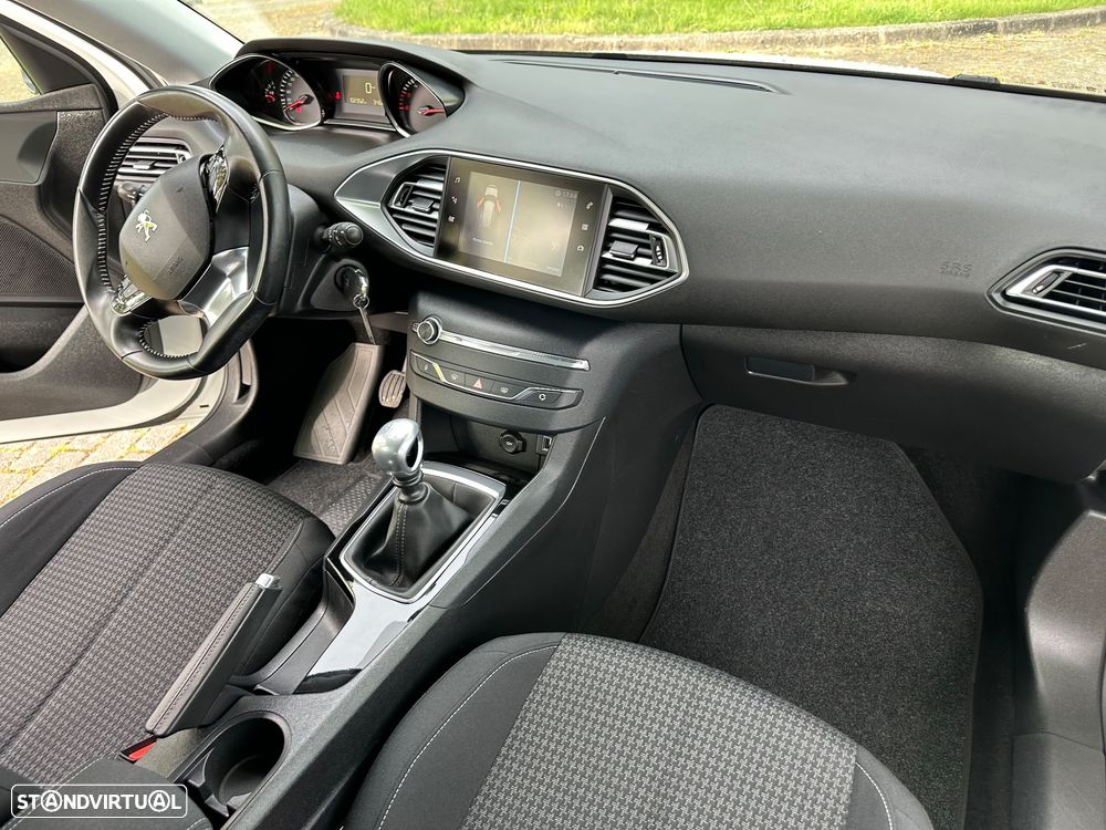 Peugeot 308 1.5 BlueHDi Active - 26