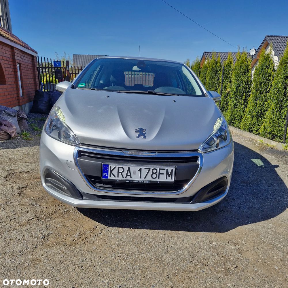 Peugeot 208 - 6