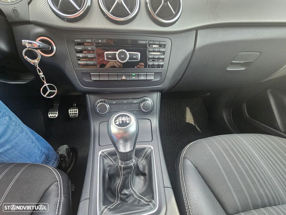 Mercedes-Benz B 180 CDI Urban - 12