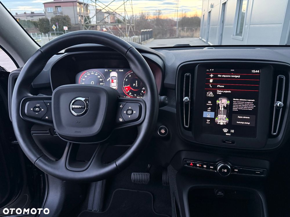 Volvo XC 40 - 17