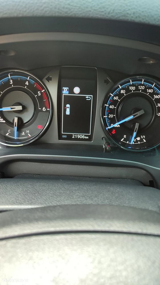 Toyota Hilux 2.8 D-4D Double Cab Invincible 4x4 - 12