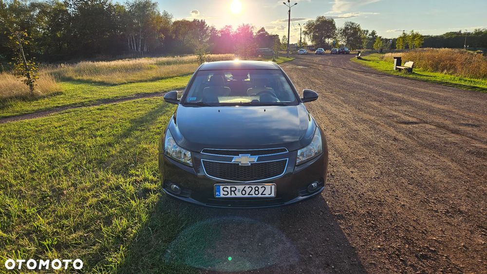 Chevrolet Cruze 1.6 LT - 2