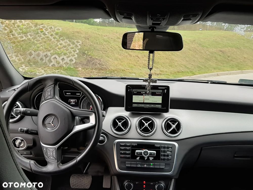 Mercedes-Benz CLA - 8