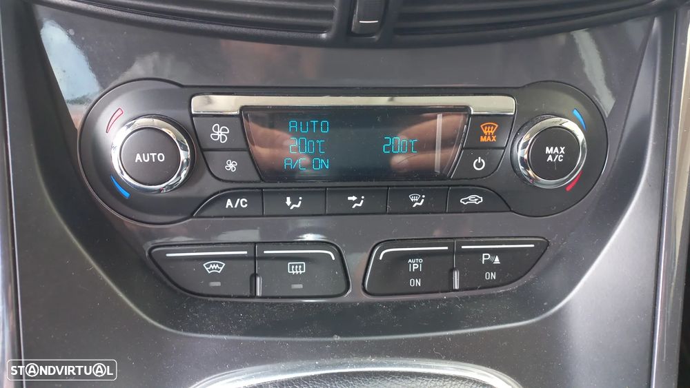 Ford Kuga 2.0 TDCi Titanium - 11