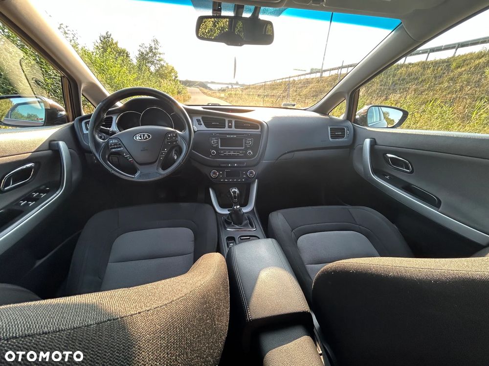 Kia Ceed 1.6 GDI L - 12