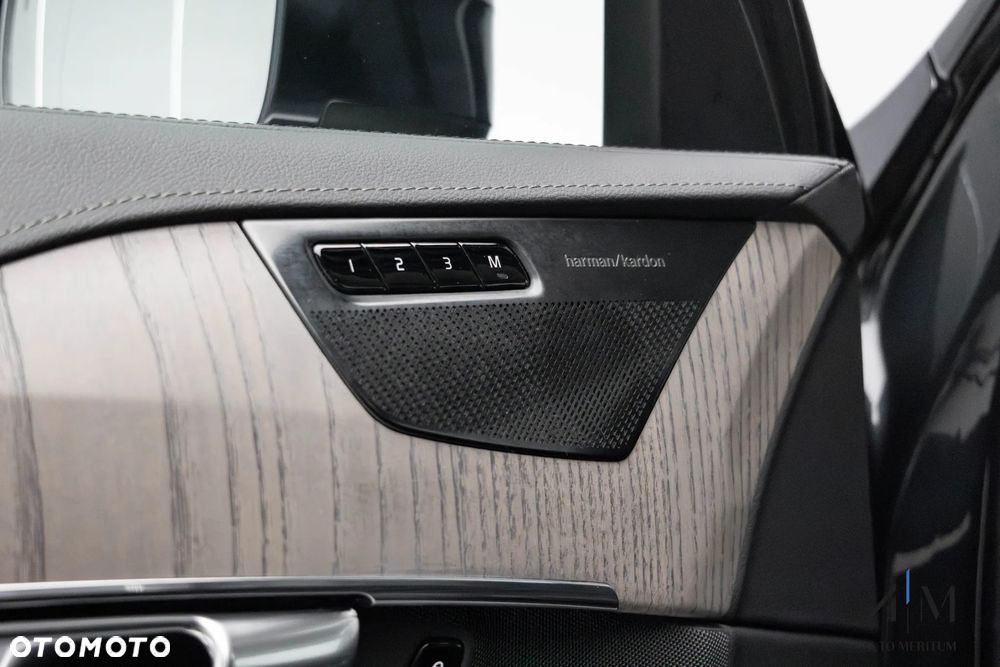 Volvo XC 90 B5 D AWD Ultimate Bright - 18