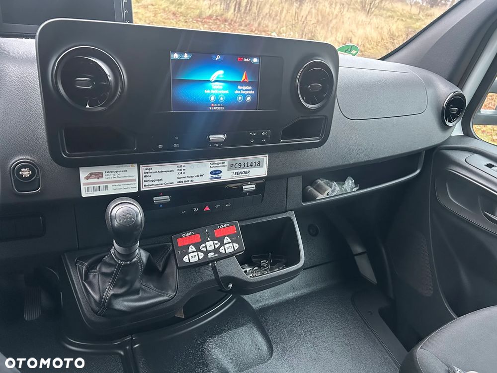 Mercedes-Benz Sprinter - 14