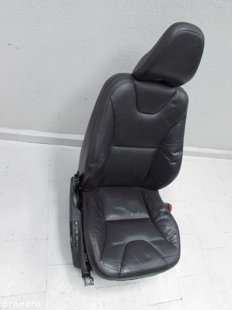VOLVO XC60 08-17 FOTEL SIEDZENIE SKORA PRZOD PRAWY PODGRZEWANY PAMIEC - 4