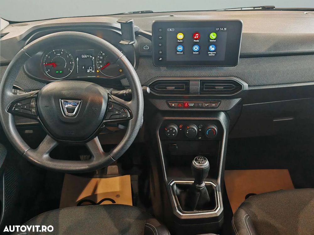 Dacia Logan TCe 90 MT5 Comfort - 13