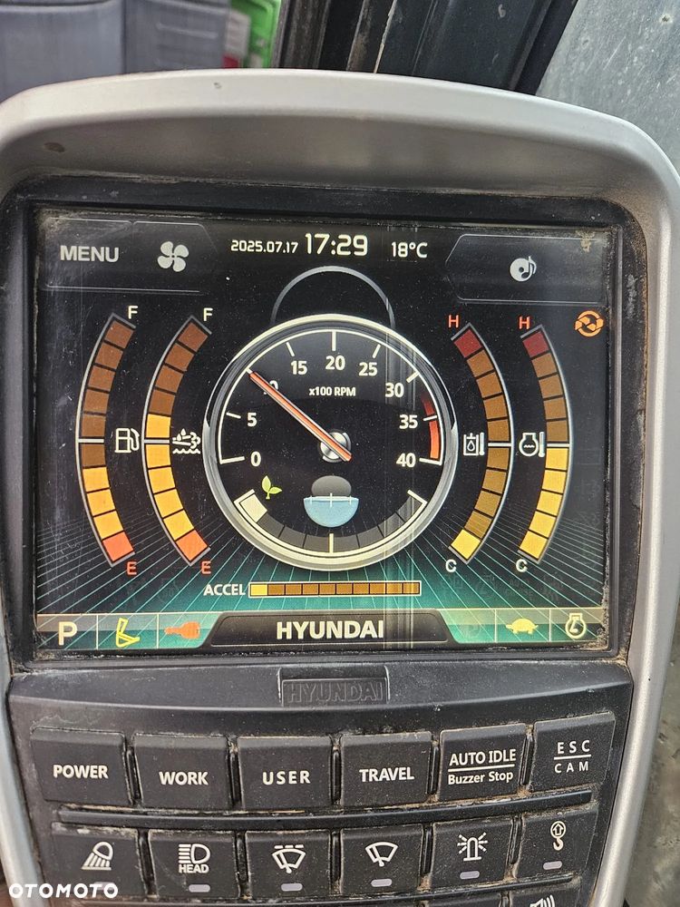 Hyundai HX 300 L - 5