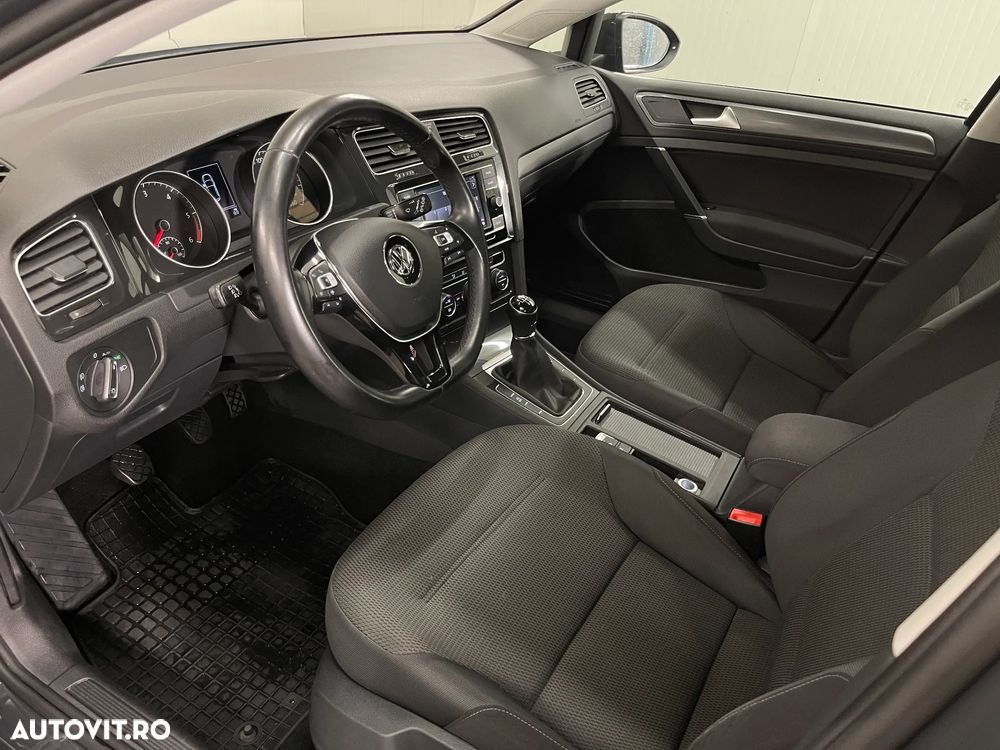 Volkswagen Golf 1.6 TDI Comfortline - 5