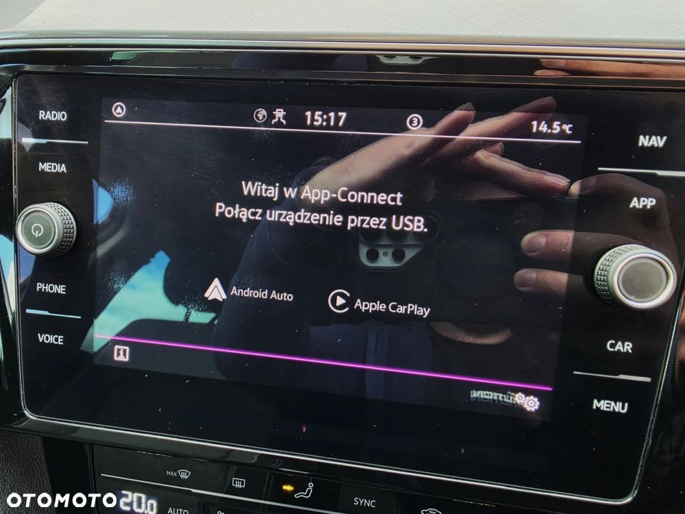 Volkswagen Passat Variant 2.0 TDI SCR DSG Conceptline - 29
