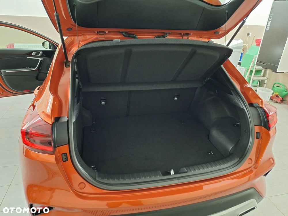 Kia XCeed 1.6 GDI PHEV Business Line DCT - 26