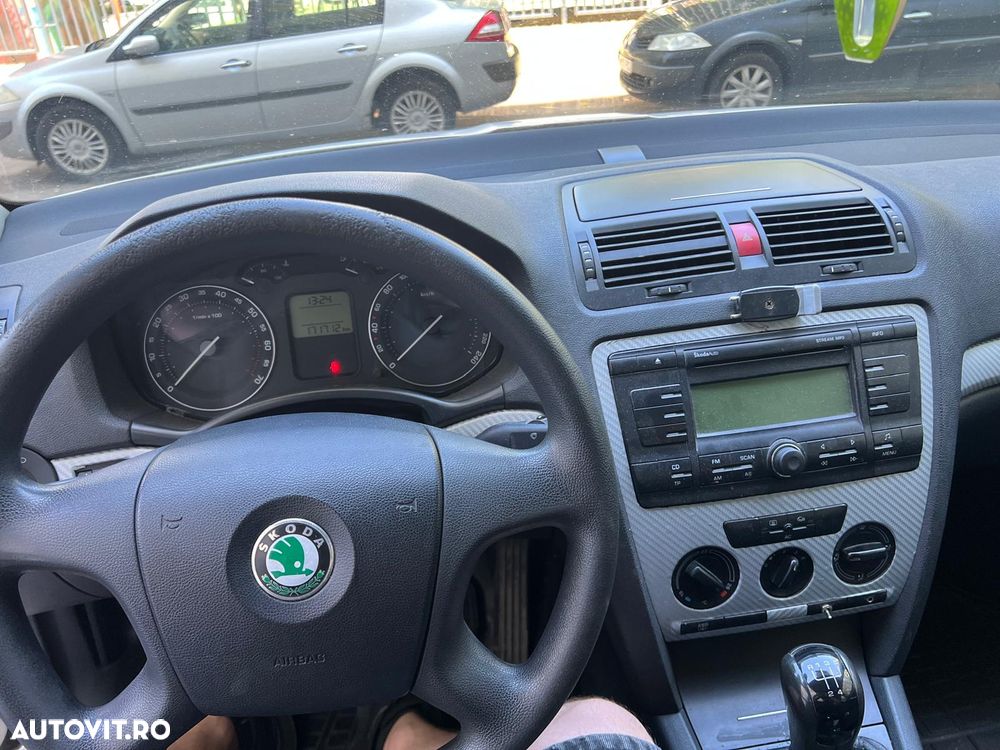Skoda Octavia - 2