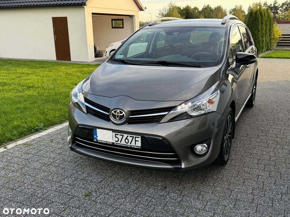 Toyota Verso - 20