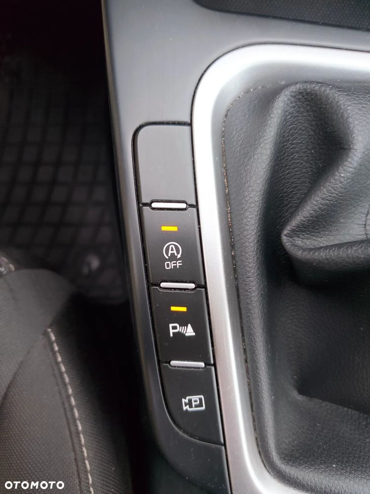 Kia Ceed 1.5 T-GDI M - 26