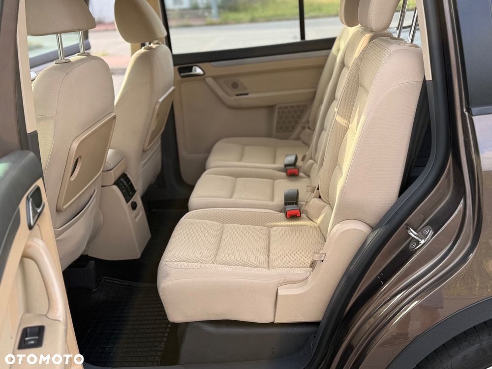 Volkswagen Touran 1.6 TDI DPF Cross - 16