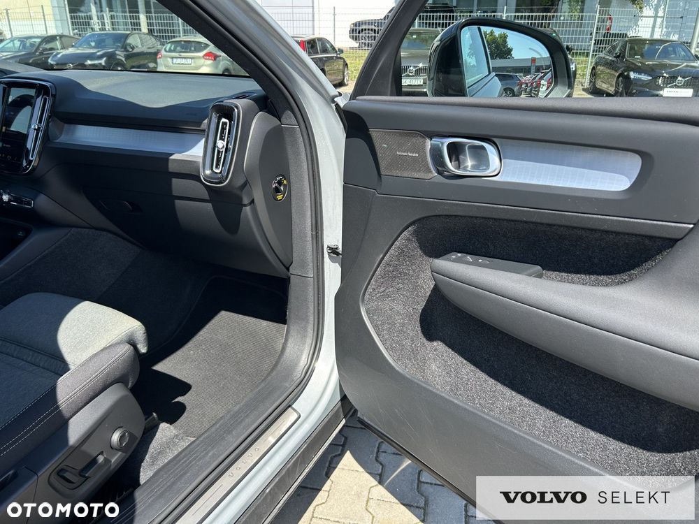 Volvo XC 40 - 22
