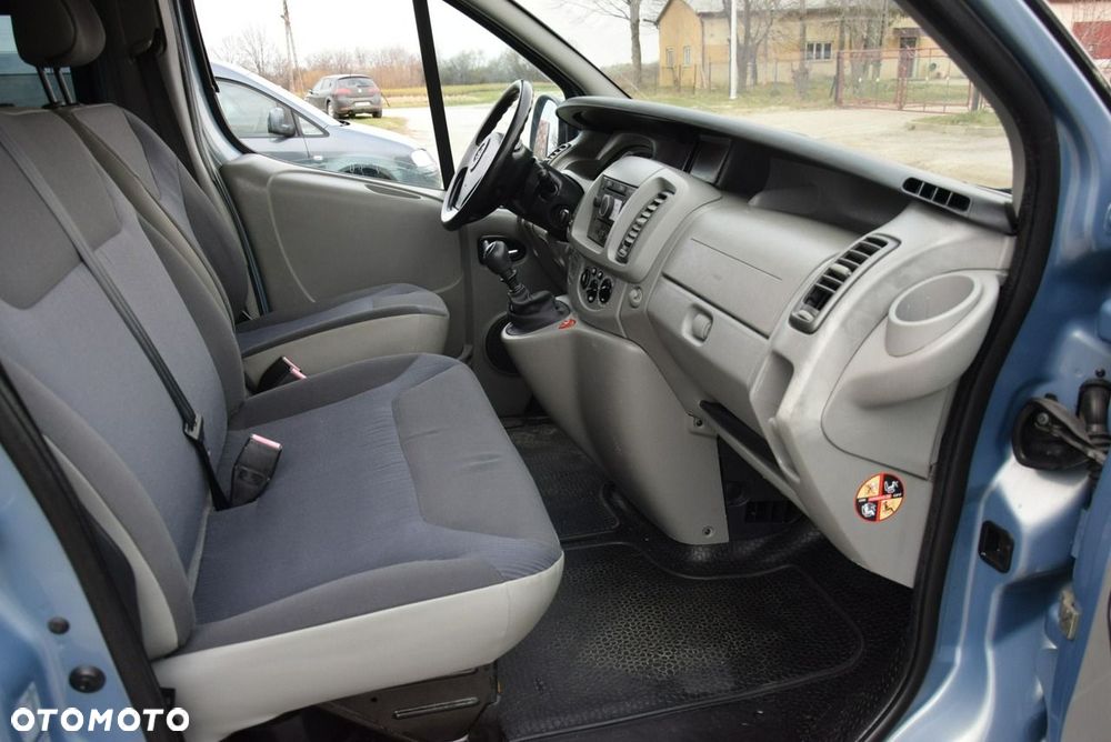 Opel Vivaro - 26
