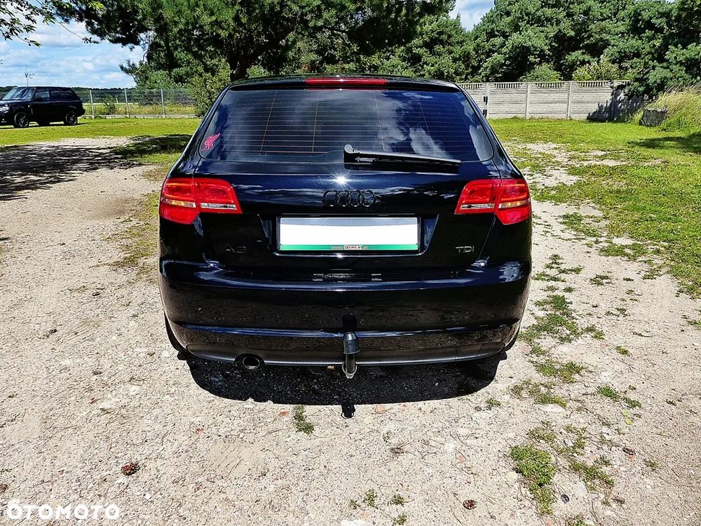 Audi A3 Sportback 2.0 TDI Attraction - 9