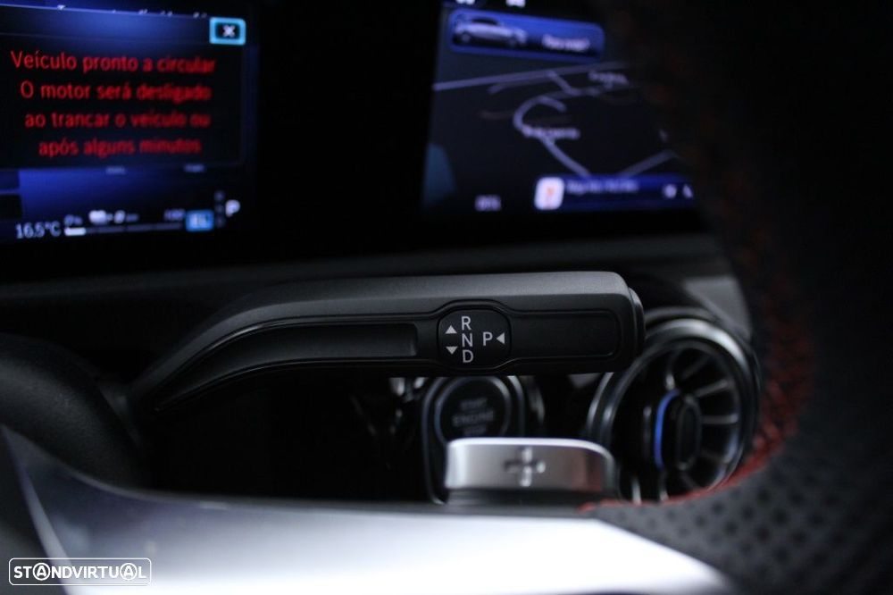 Mercedes-Benz A 250 e AMG Line - 25